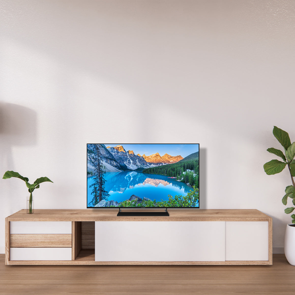 Google TV UHD Central Stand