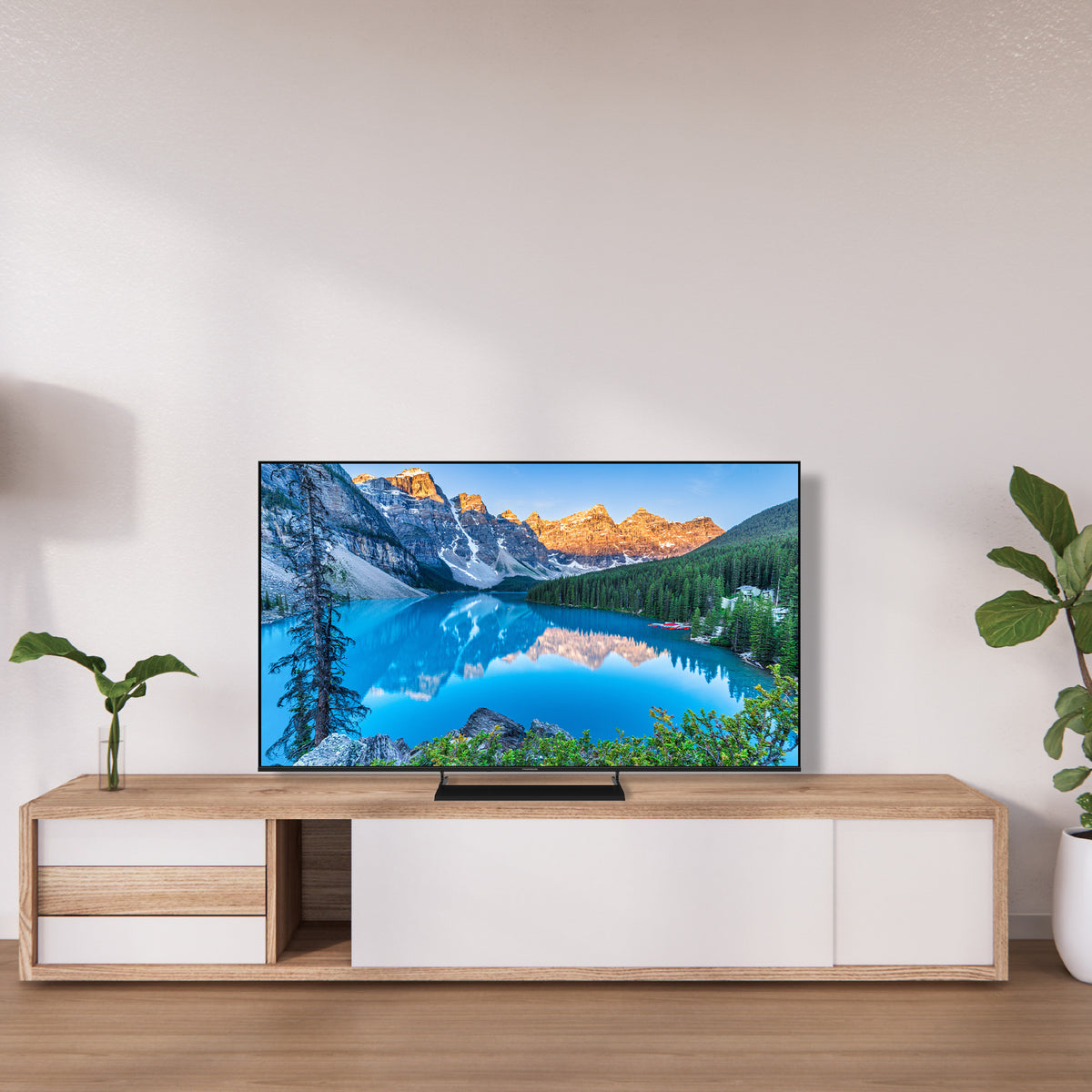 Google TV UHD Central Stand